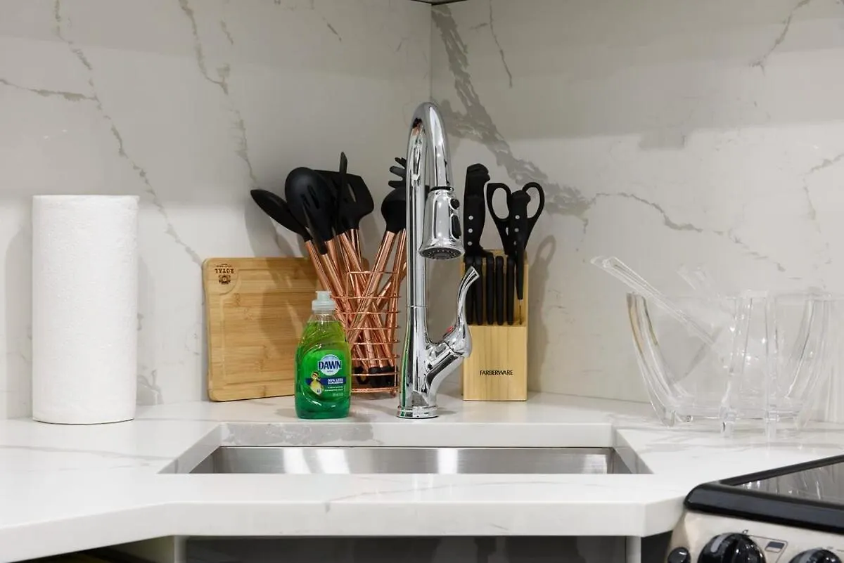 Апартаменты 78-3B New Junior 1 Bedroom Prime Ues Wd In Unit Нью-Йорк США